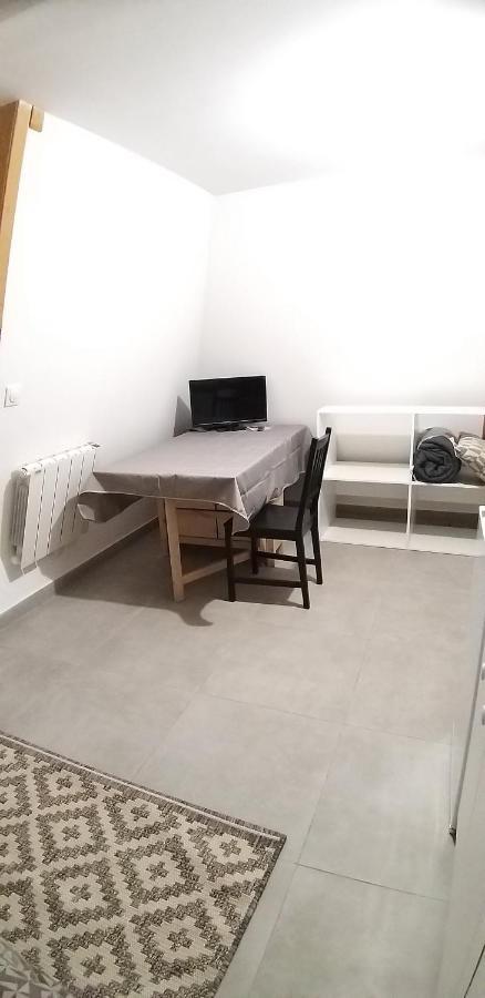 Equipee 1 Piece Proche Paris Apartment อาร์ฌ็องเตย ภายนอก รูปภาพ